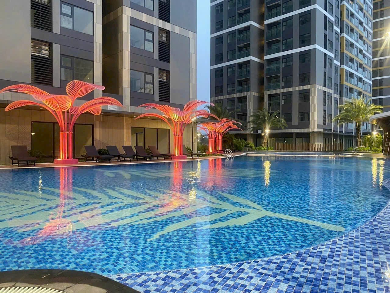 Ho bơi khu The Oasis